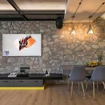 Skins Concept Boutique *