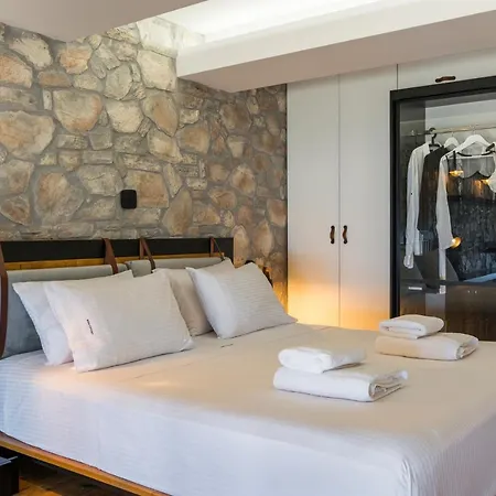 Skins Concept Boutique Apartment