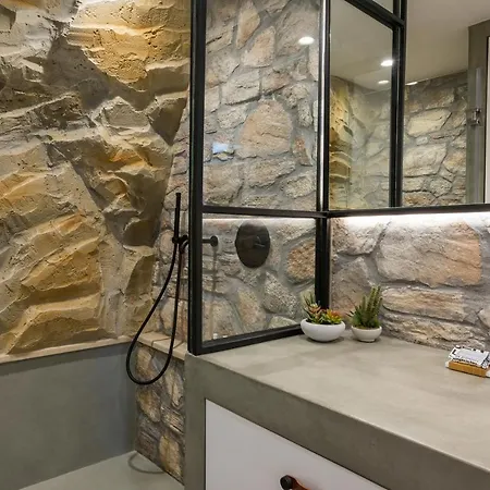 Skins Concept Boutique