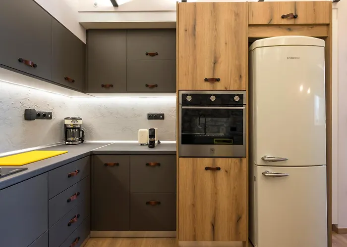 Skins Concept Boutique *