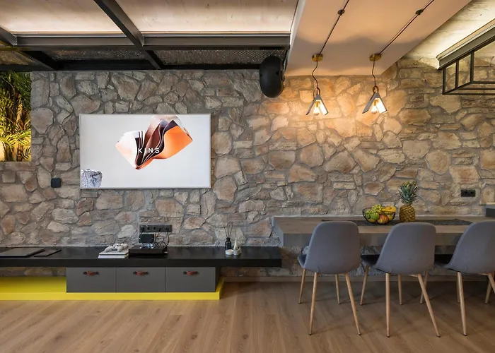 Skins Concept Boutique *